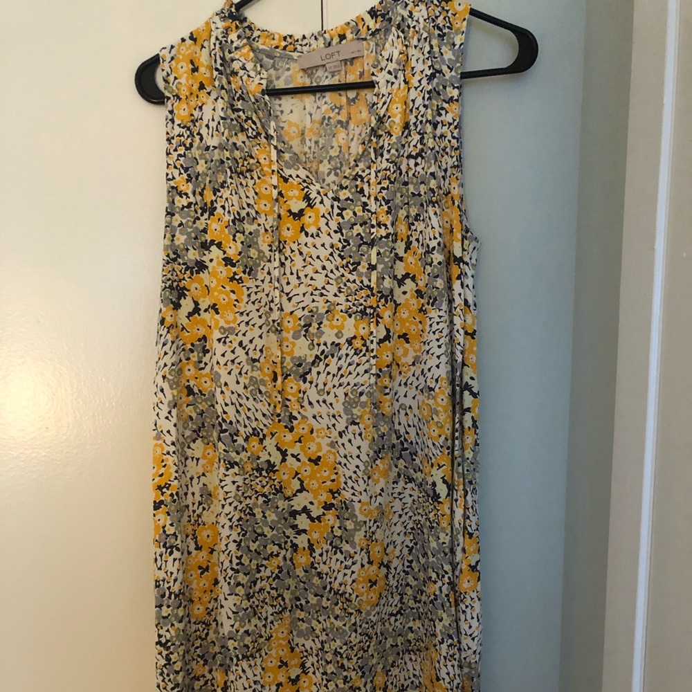 LOFT Floral Dress with ties at neck Sz LP